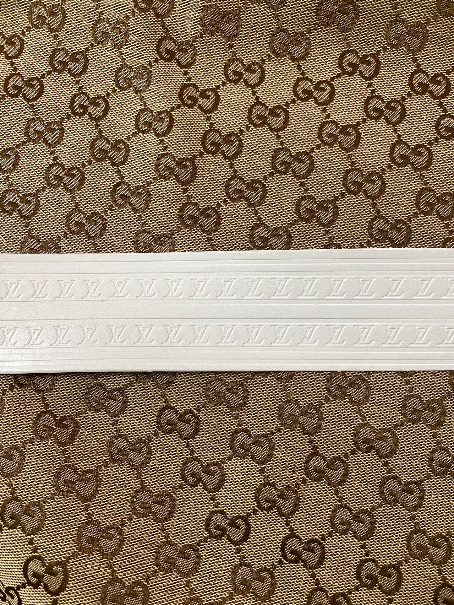 White Louis Vuitton Trunk Luggage Box Leather Stripe for Sewing Bag Accessory