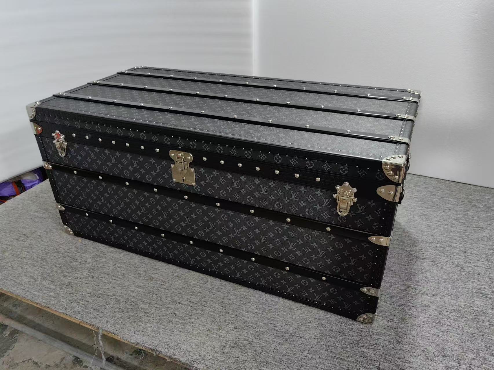 Louis Vuitton Trunk Table Accessory
