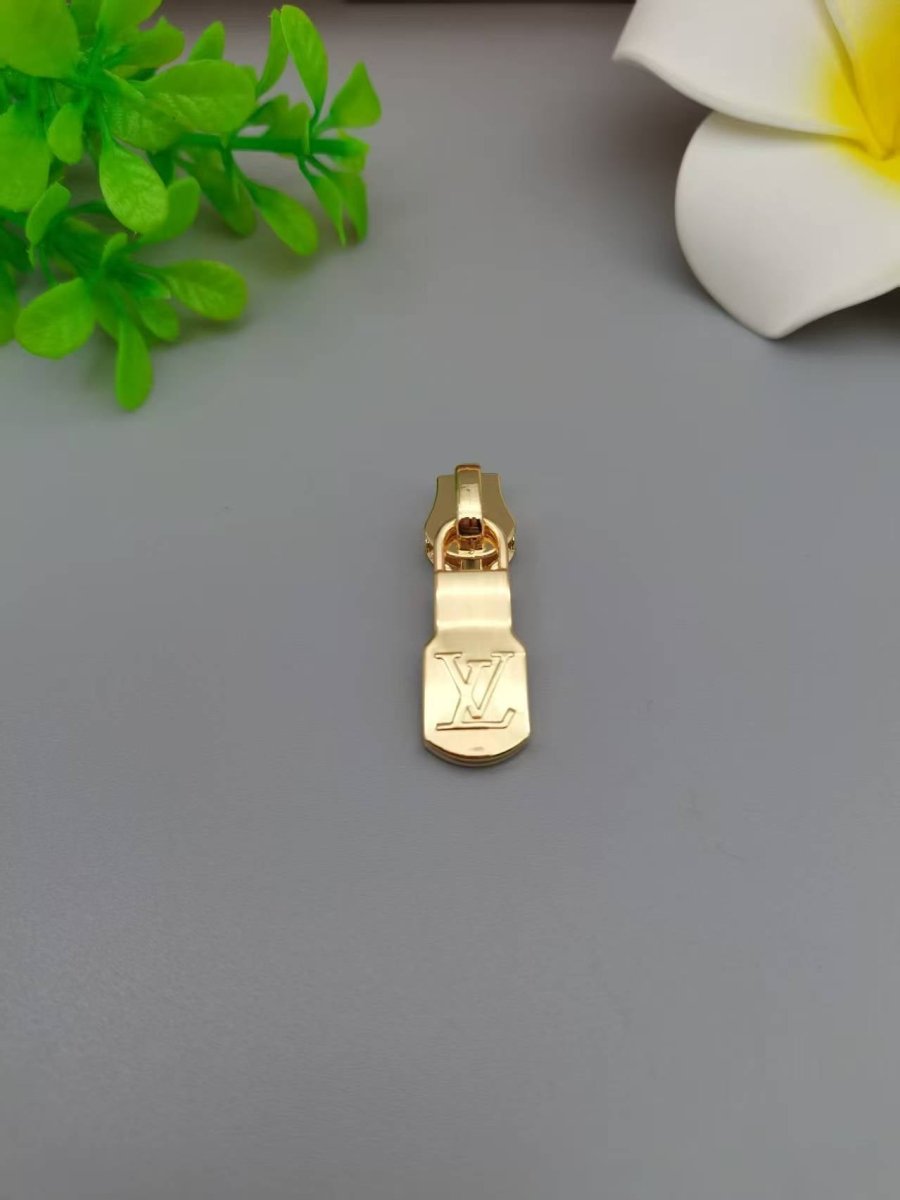 Gold LV Logo Zipper - mingfabricstore