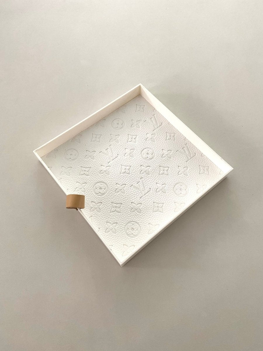 Custom White Embossed LV Designer Tray Home Decoration Christamas Gift - mingfabricstore