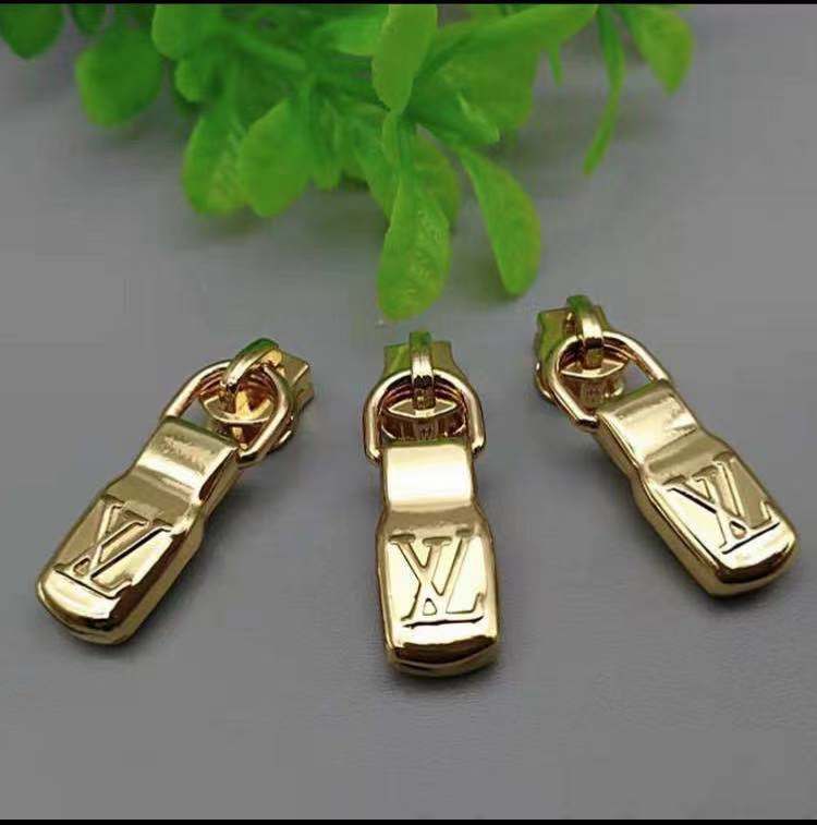 Gold LV Logo Zipper - mingfabricstore