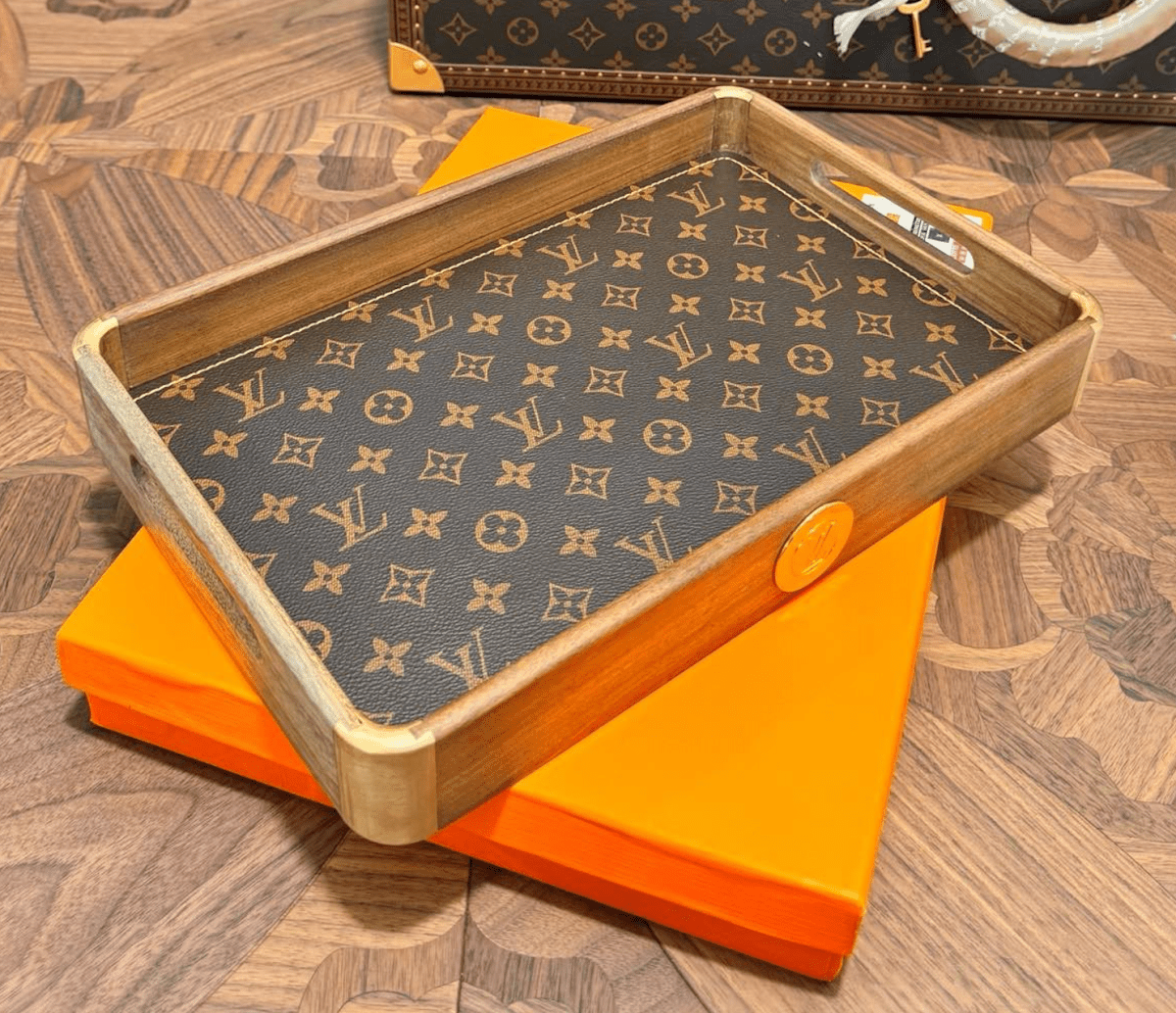 LV Brown Wooden Tray - mingfabricstore