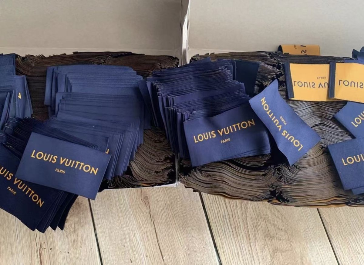 LV Tags Bagdes - mingfabricstore