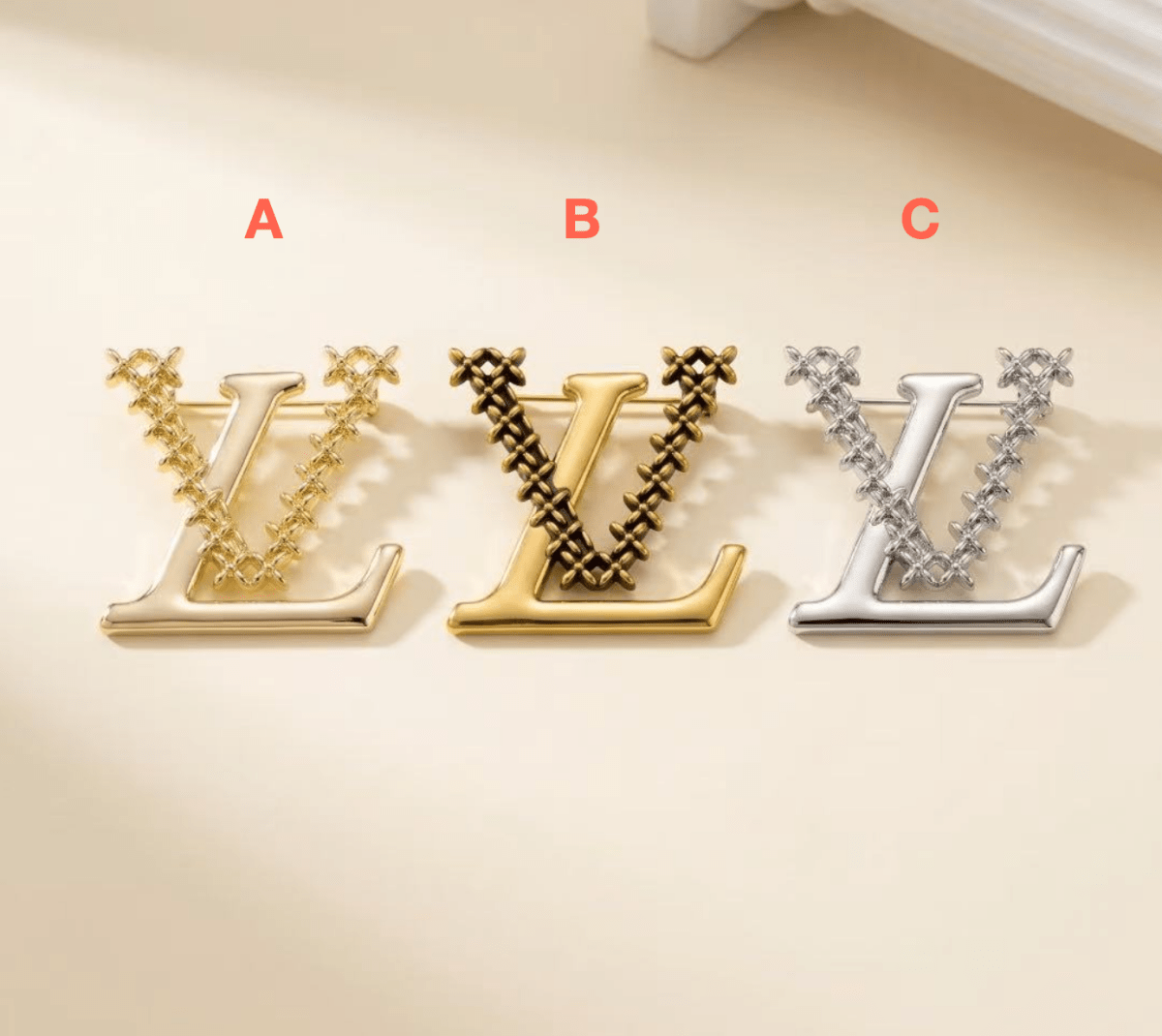 Vintage LV Inspired Brooches, Retro Luxury Pins for Women - mingfabricstore