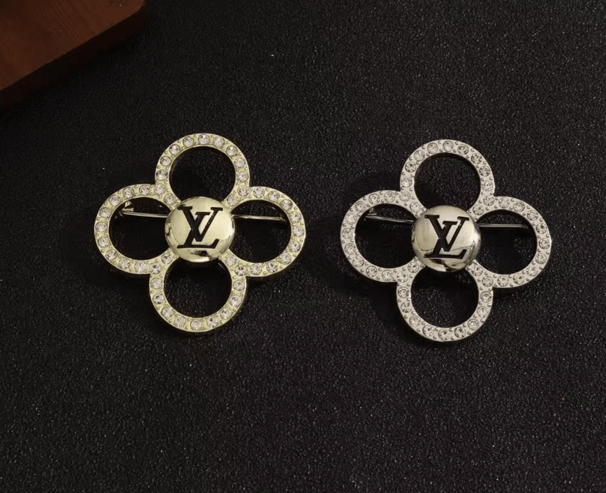 Vintage LV Inspired Brooches, Retro Luxury Pins for Women - mingfabricstore