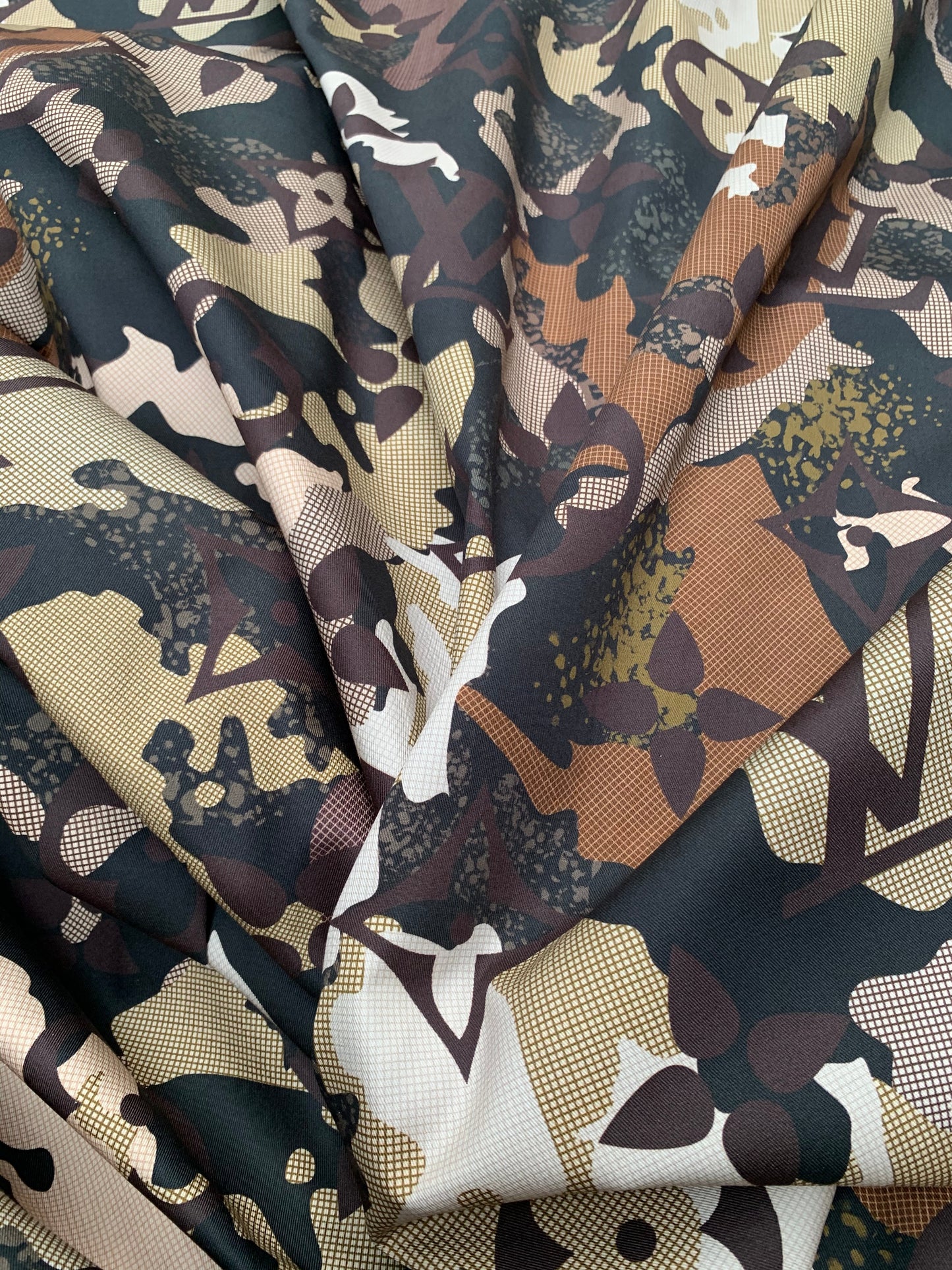 Sewing Cotton Fabric Camouflage LV Quilting for Custom Apparel Handmade DIY