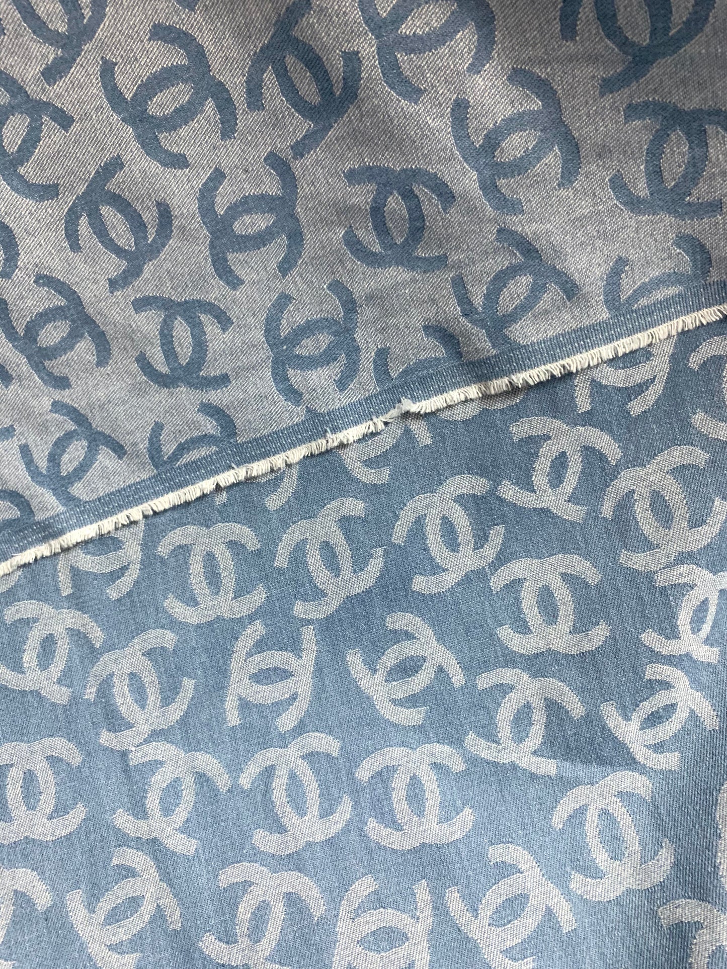 Custom Fabric Washed Denim Chanel for Handmade Sneakers Apparel Upholstery